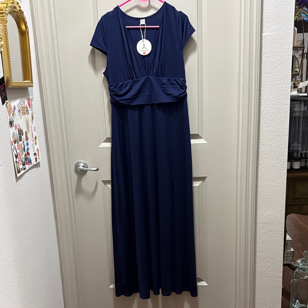 Chic Navy Maxi Dress